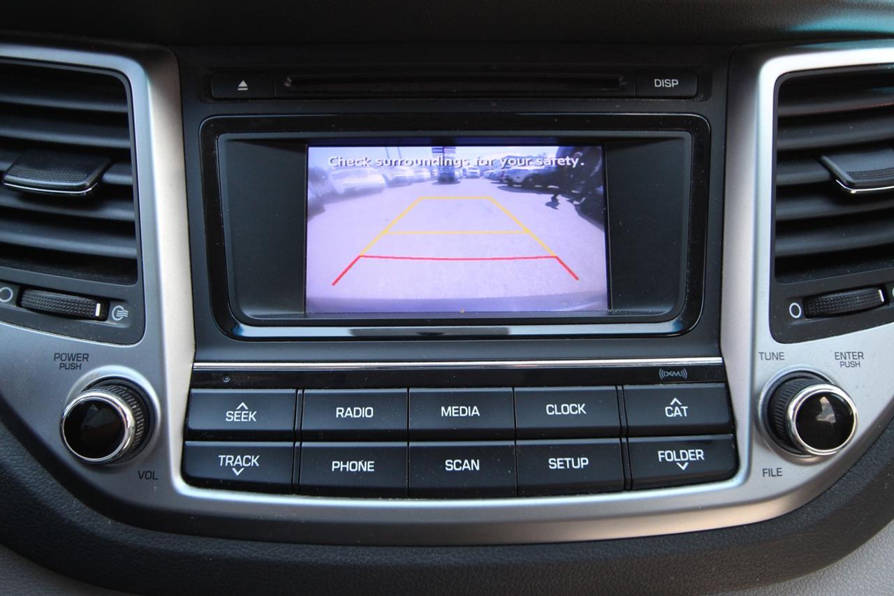 2017 Hyundai Tucson SE - NO ACCIDENTS/ DEALER SERVICED Photo