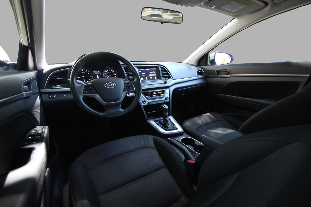 2018 Hyundai Elantra Limited - ACCIDENT FREE Photo