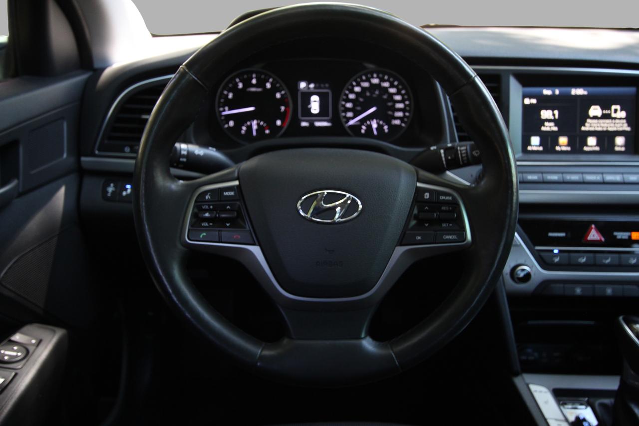 2018 Hyundai Elantra Limited - ACCIDENT FREE Photo