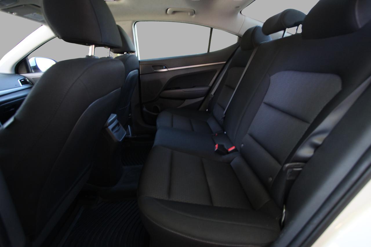 2018 Hyundai Elantra Limited - ACCIDENT FREE Photo