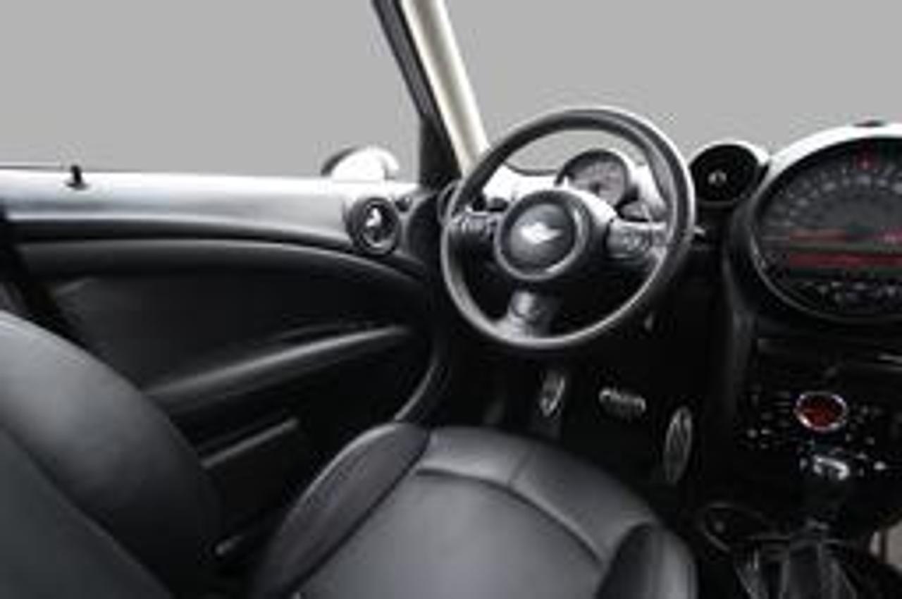 2016 MINI Countryman S ALL4 - WHITE ROOF / AWD Photo4