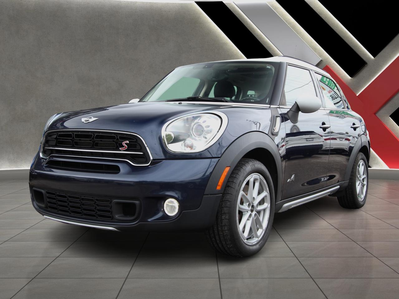 2016 MINI Countryman S ALL4 - WHITE ROOF / AWD Photo