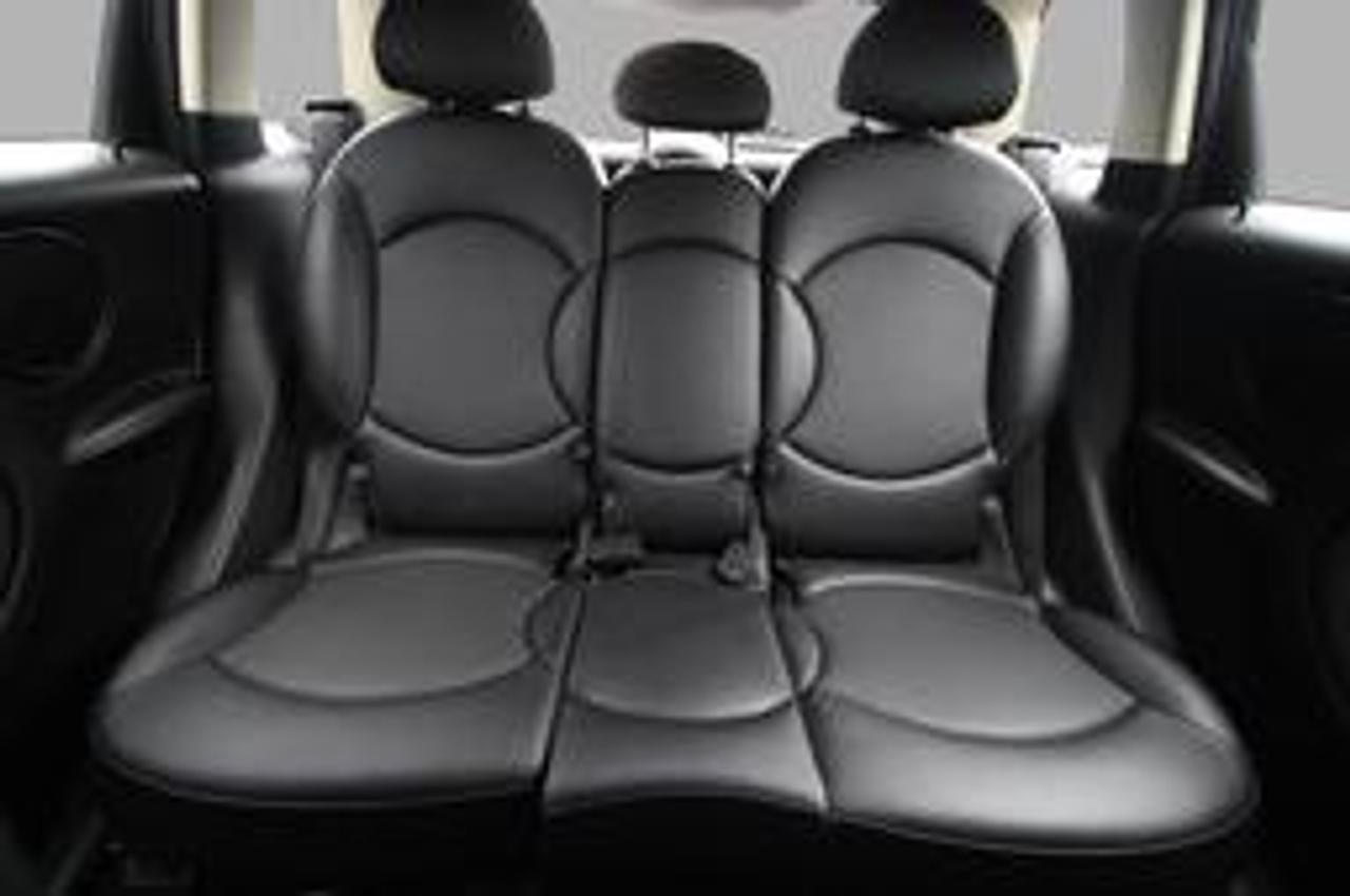 2016 MINI Countryman S ALL4 - WHITE ROOF / AWD Photo