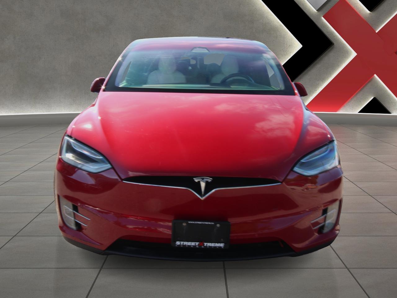 2017 Tesla Model X 75D Photo2