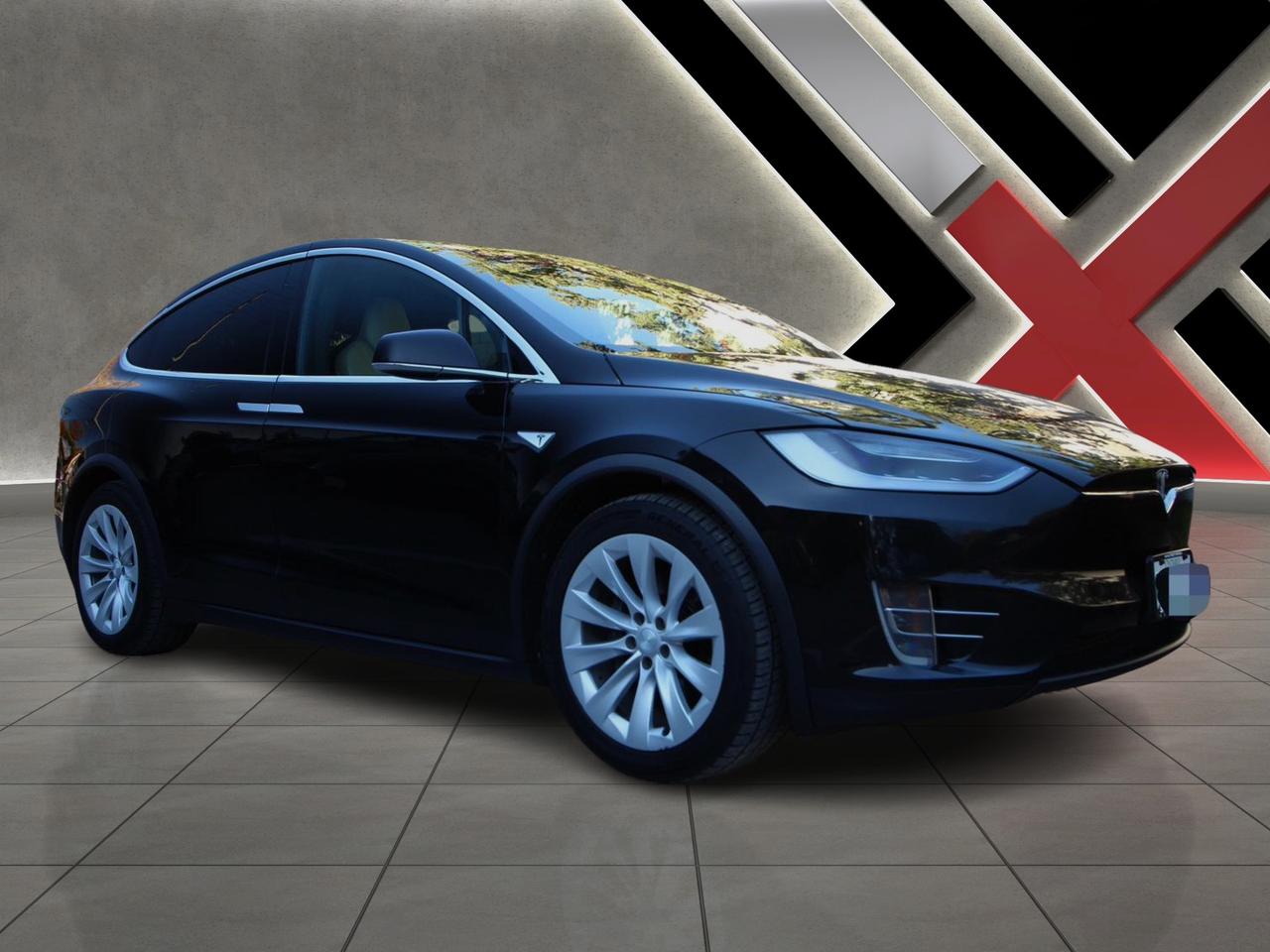 2016 Tesla Model X 75D Free Supercharging Photo