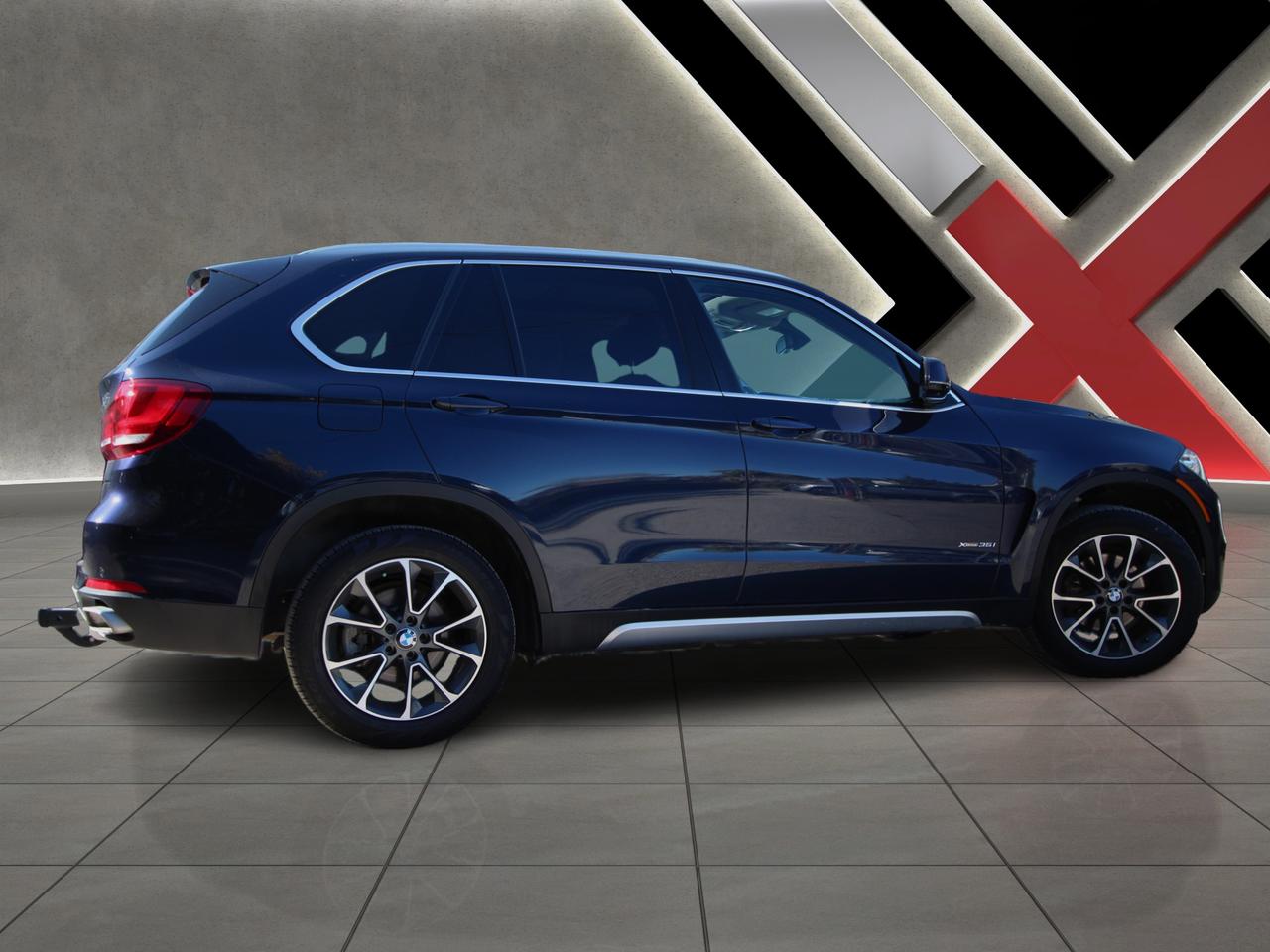 2018 BMW X5 xDrive35i - ACCIDENT FREE/ DEALER SERVICED/  HUD/ Photo