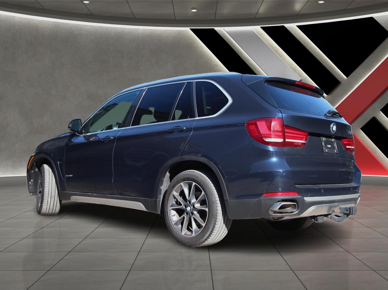 2018 BMW X5 xDrive35i - ACCIDENT FREE/ DEALER SERVICED/  HUD/ Photo