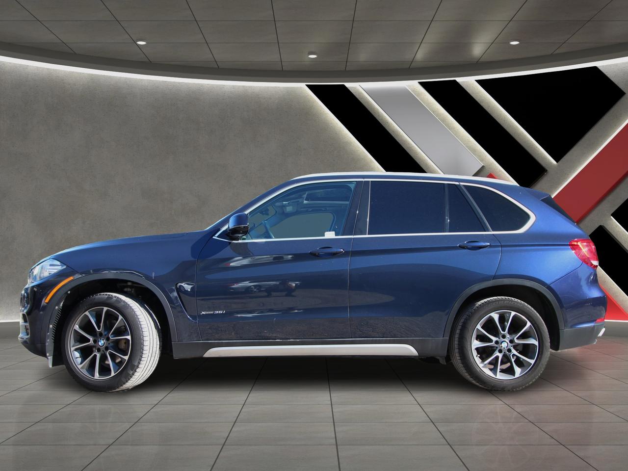 2018 BMW X5 xDrive35i - ACCIDENT FREE/ DEALER SERVICED/  HUD/ Photo