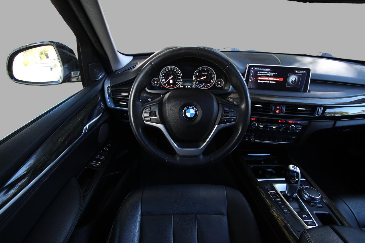 2018 BMW X5 xDrive35i - ACCIDENT FREE/ DEALER SERVICED/  HUD/ Photo