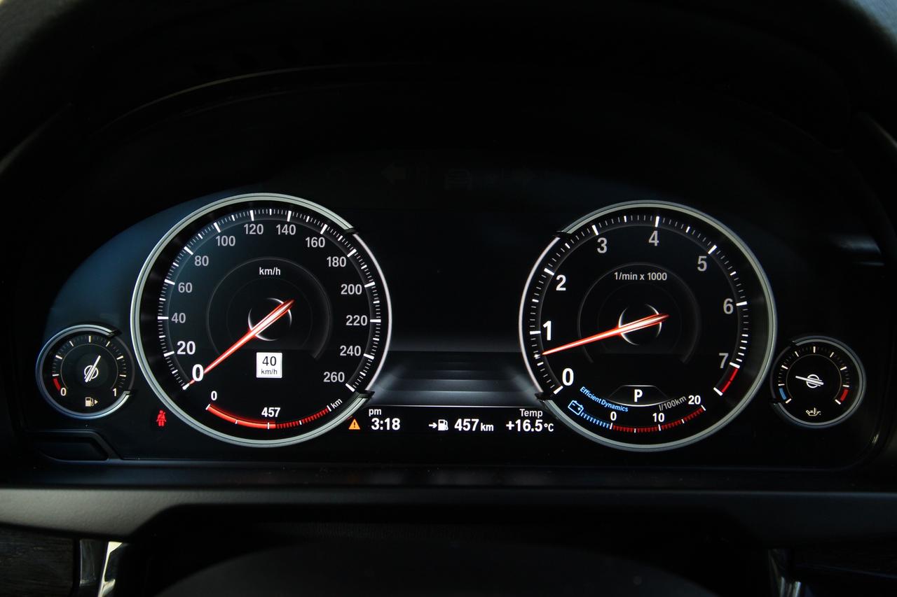 2018 BMW X5 xDrive35i - ACCIDENT FREE/ DEALER SERVICED/  HUD/ Photo