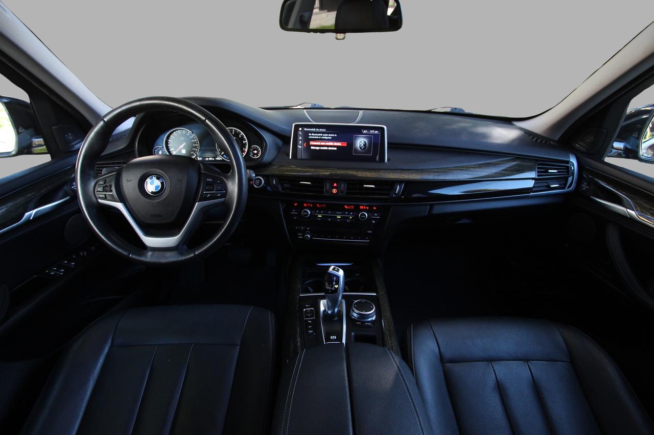 2018 BMW X5 xDrive35i - ACCIDENT FREE/ DEALER SERVICED/  HUD/ Photo