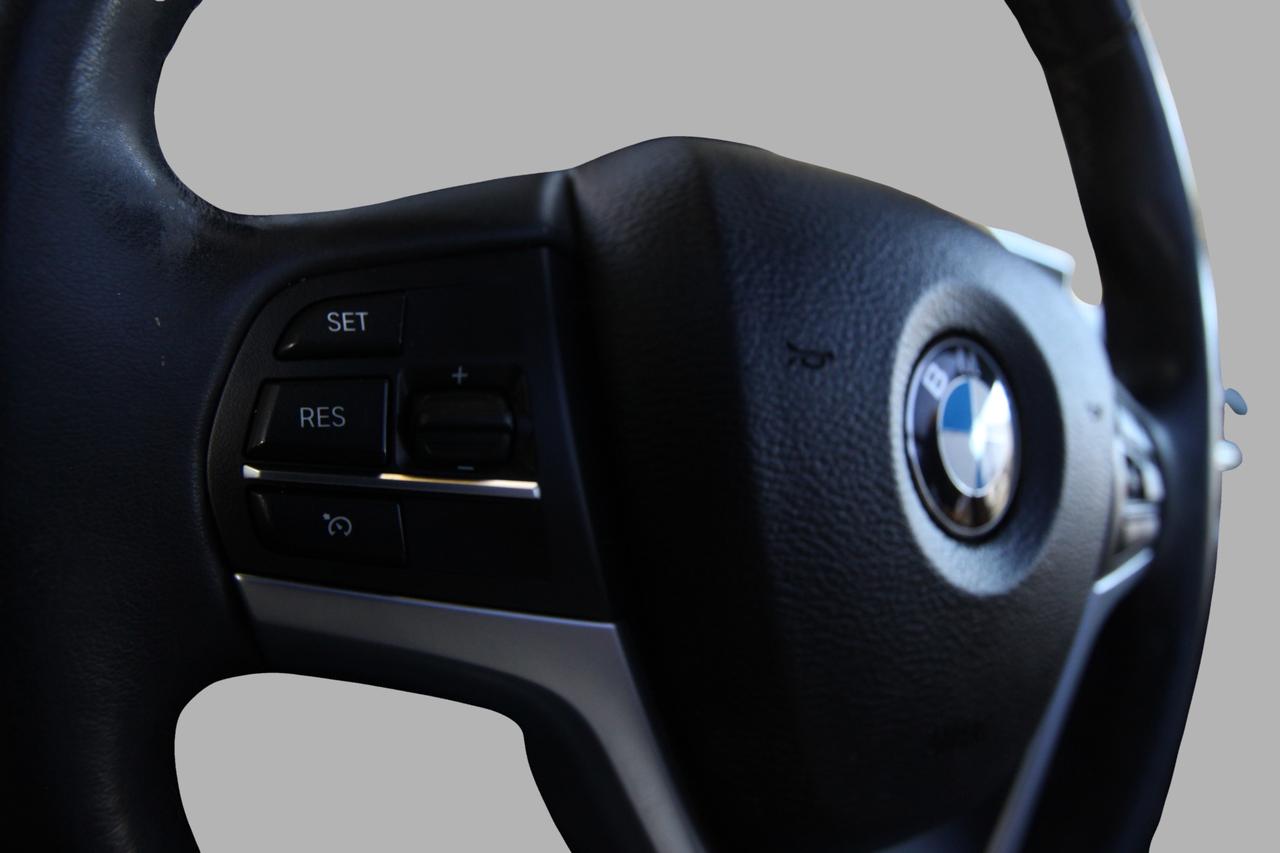 2018 BMW X5 xDrive35i - ACCIDENT FREE/ DEALER SERVICED/  HUD/ Photo