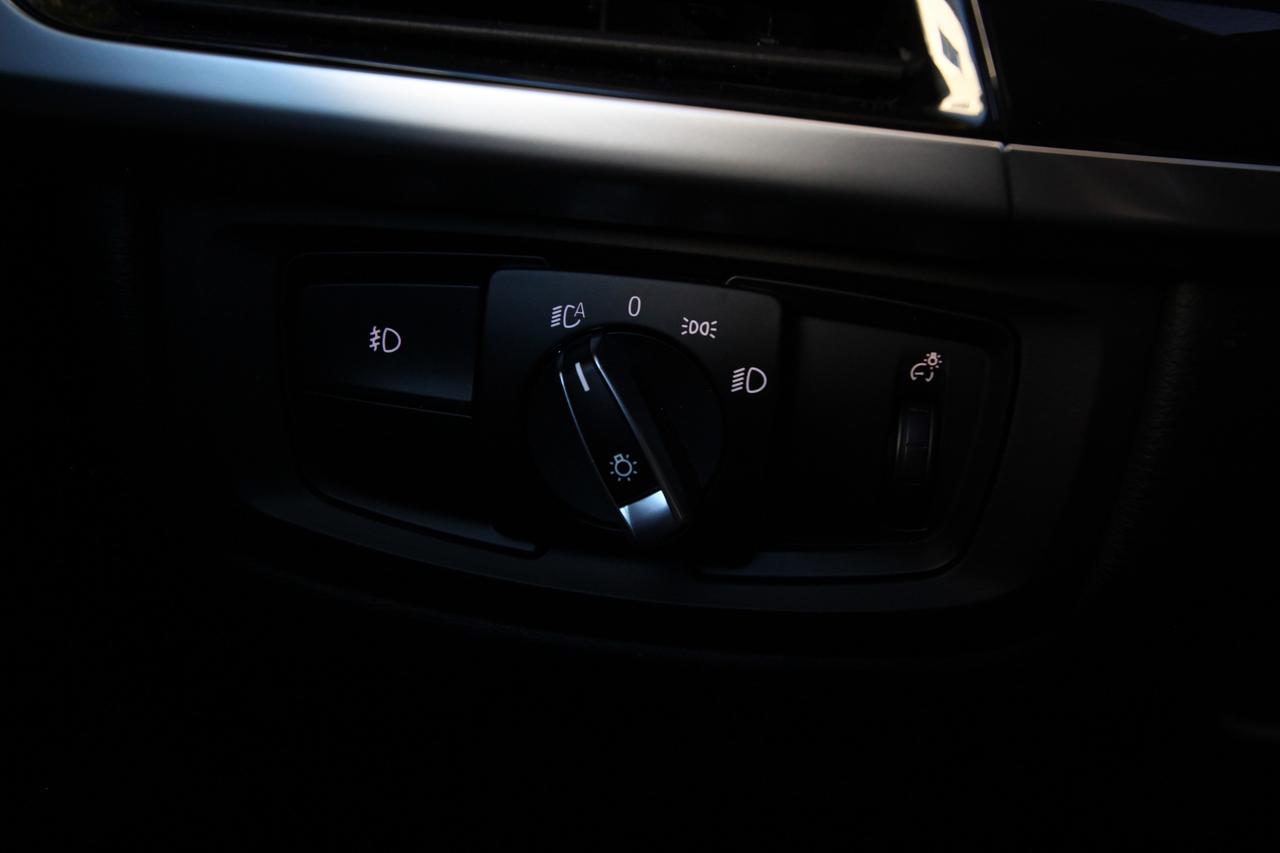 2018 BMW X5 xDrive35i - ACCIDENT FREE/ DEALER SERVICED/  HUD/ Photo