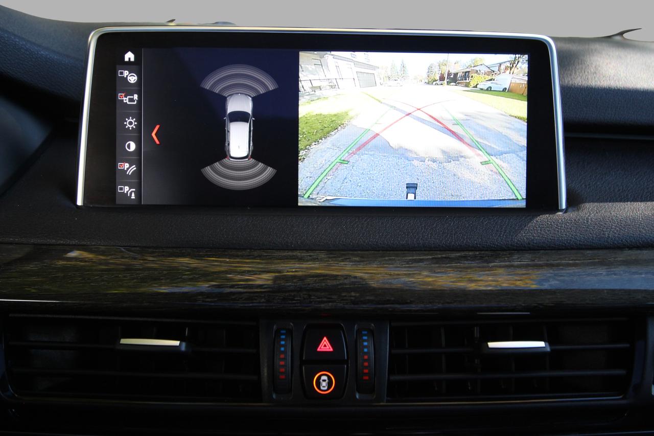 2018 BMW X5 xDrive35i - ACCIDENT FREE/ DEALER SERVICED/  HUD/ Photo