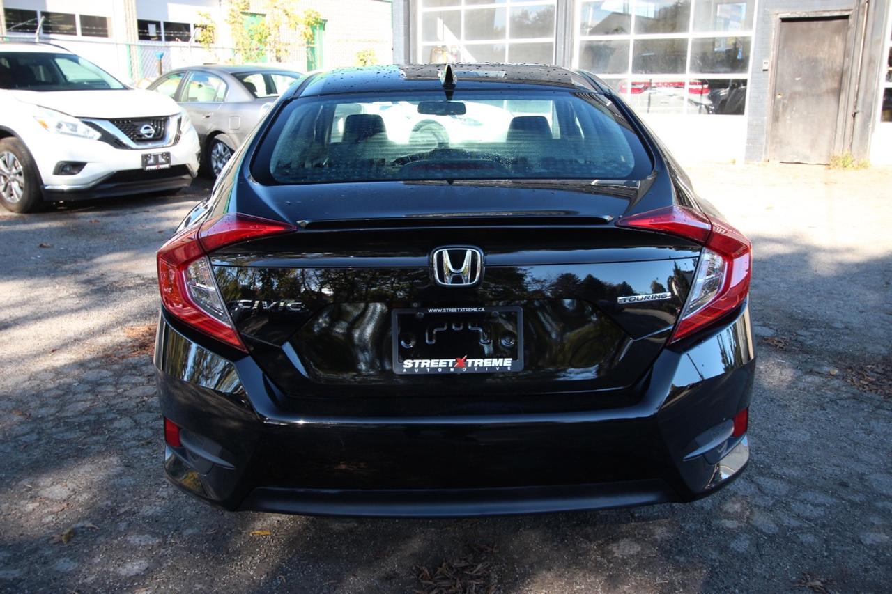 2017 Honda Civic Touring -LEATHER TRIM SEATS/ PUSH TO START Photo4