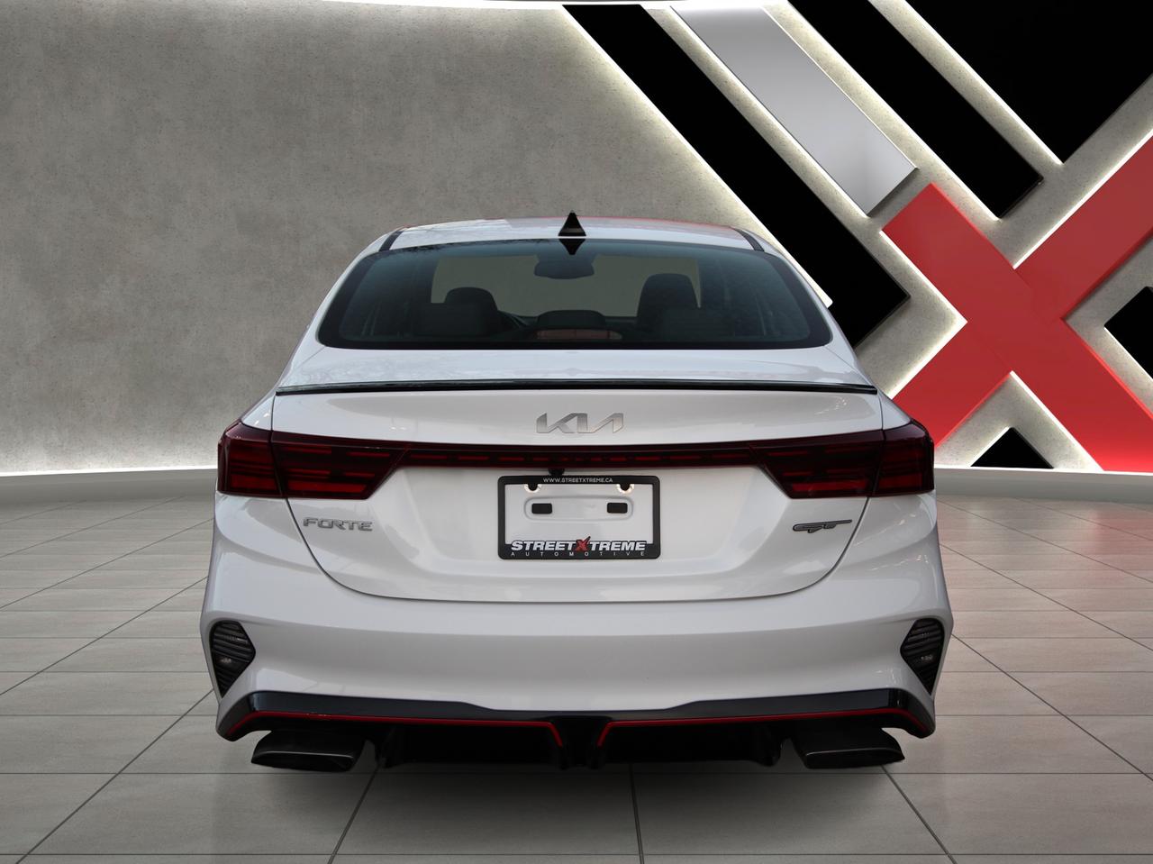 2023 Kia Forte GT LIMITED - WINTER TIRES INCLUDED ACCIDENT FREE Photo