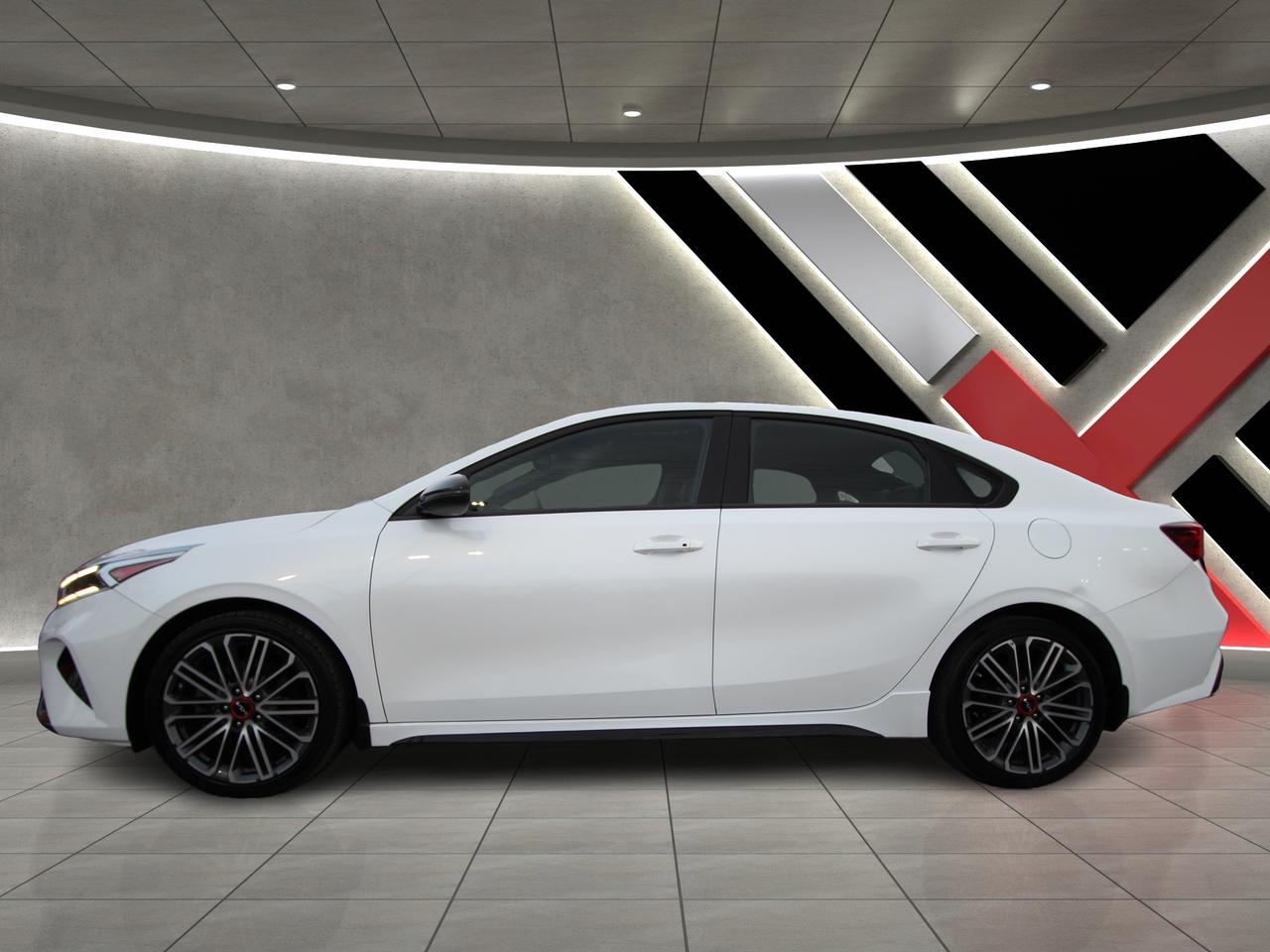 2023 Kia Forte GT LIMITED - WINTER TIRES INCLUDED ACCIDENT FREE Photo