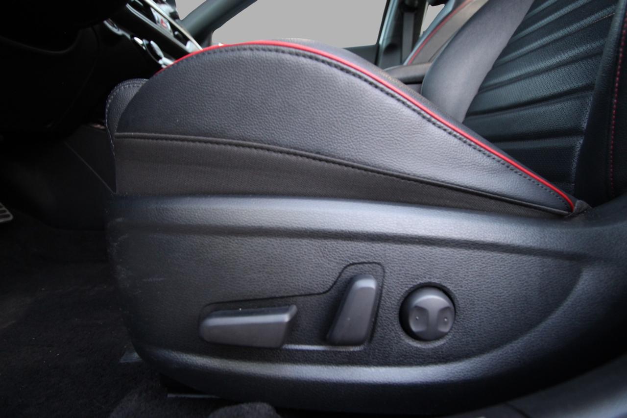 2023 Kia Forte GT Photo