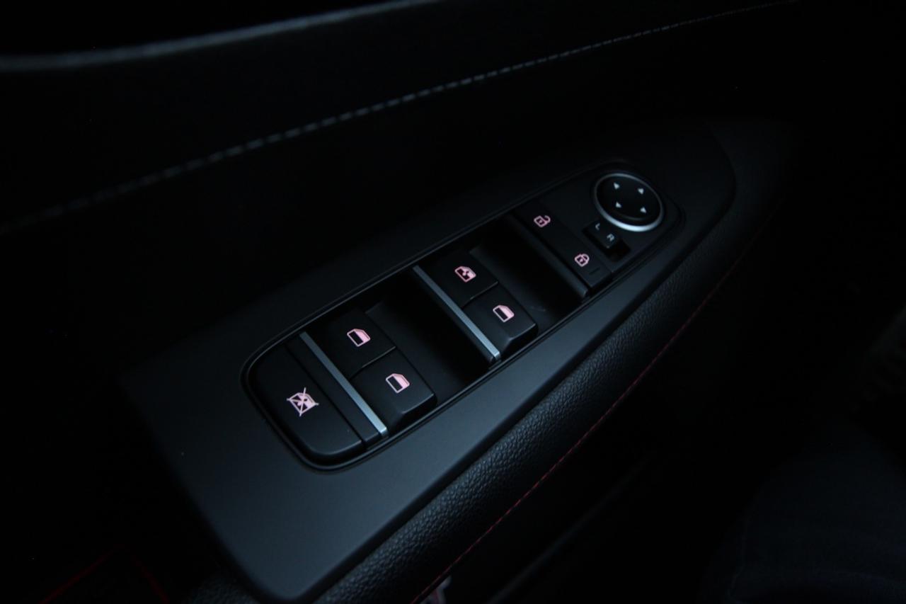 2023 Kia Forte GT Photo