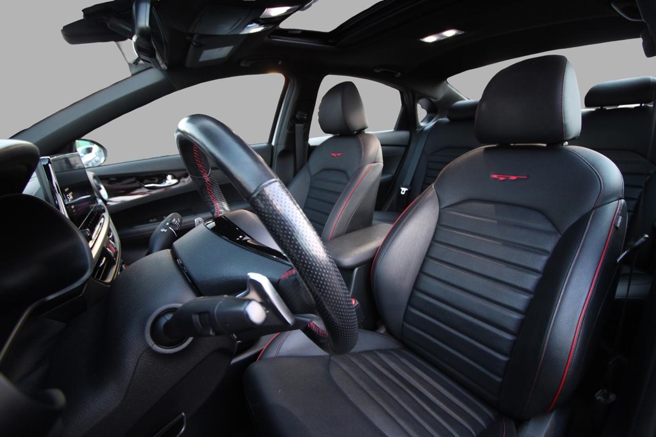 2023 Kia Forte GT Photo
