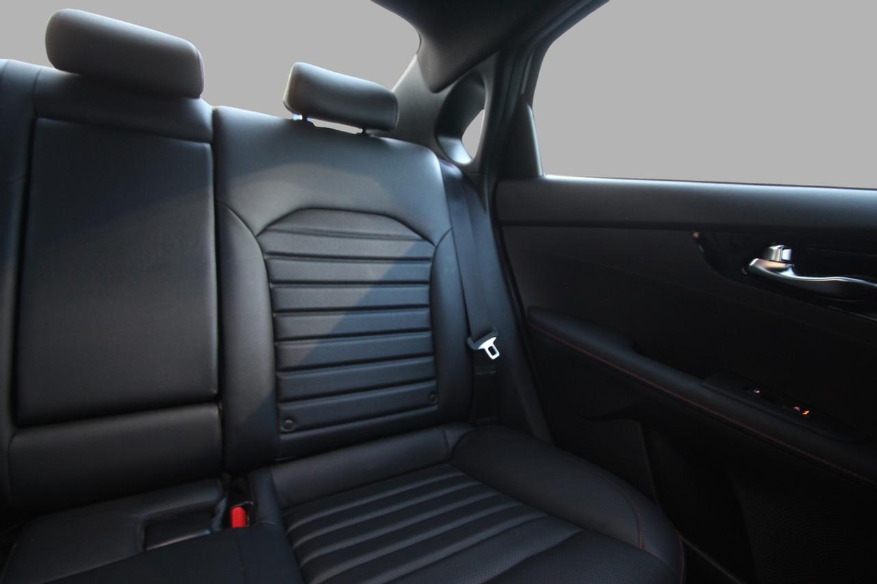 2023 Kia Forte GT Photo