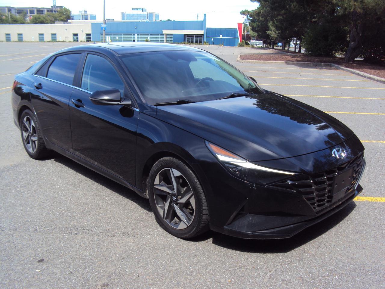 2022 Hyundai Elantra SEL Photo