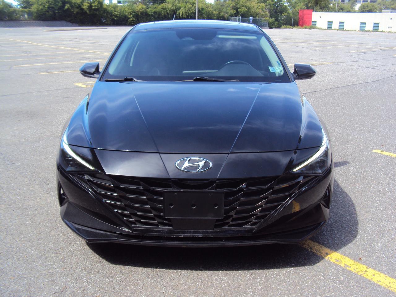 2022 Hyundai Elantra SEL Photo