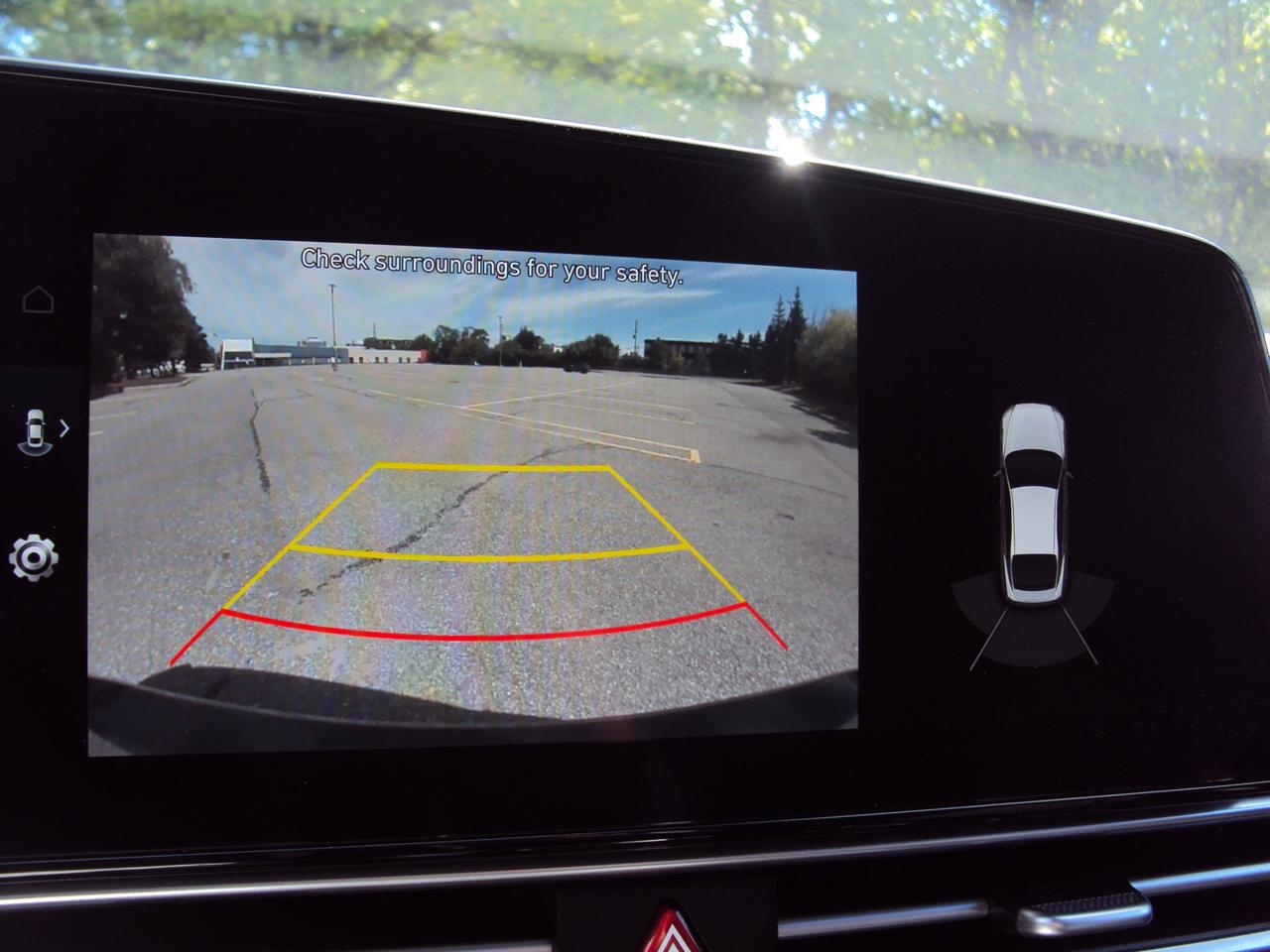 2022 Hyundai Elantra SEL Photo