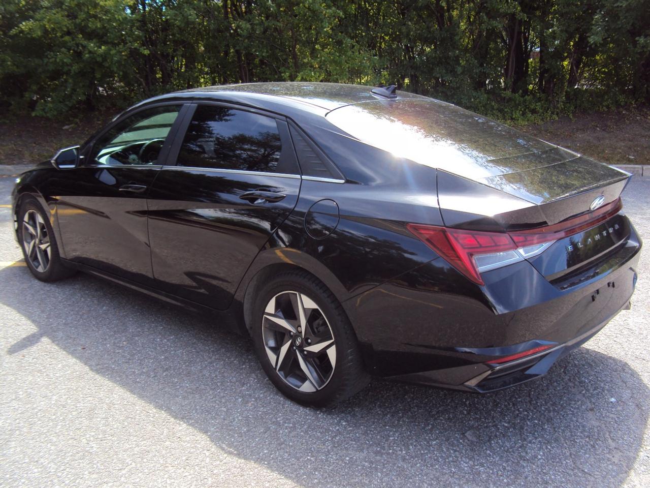 2022 Hyundai Elantra SEL Photo4