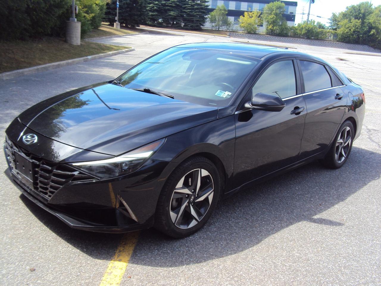 2022 Hyundai Elantra SEL Photo