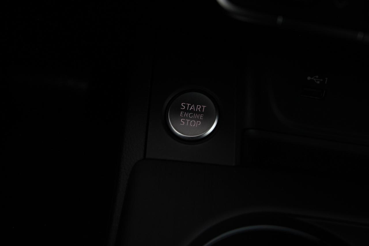 2019 Audi A4 Progressiv - CLEAN CARFAX NO ACCIDENTS Photo