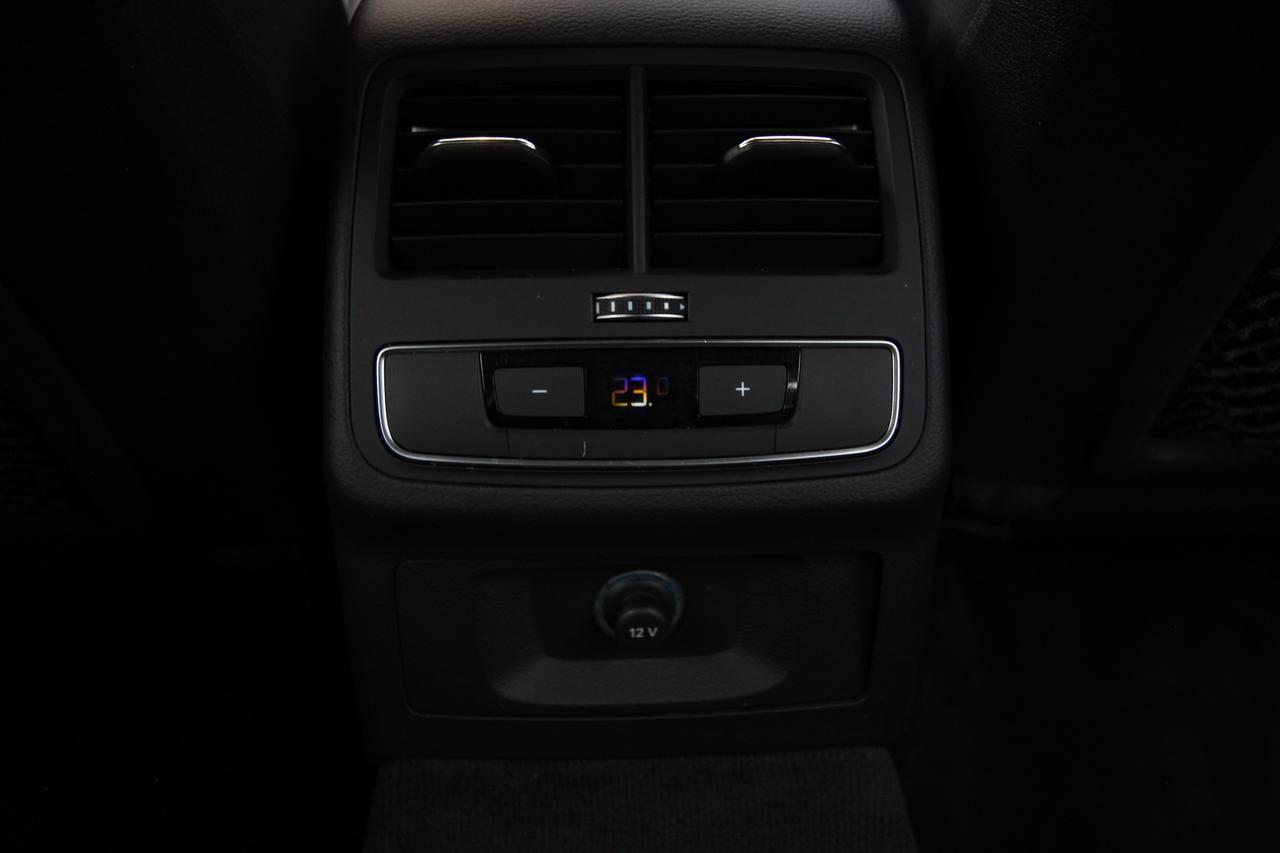 2019 Audi A4 Progressiv - CLEAN CARFAX NO ACCIDENTS Photo