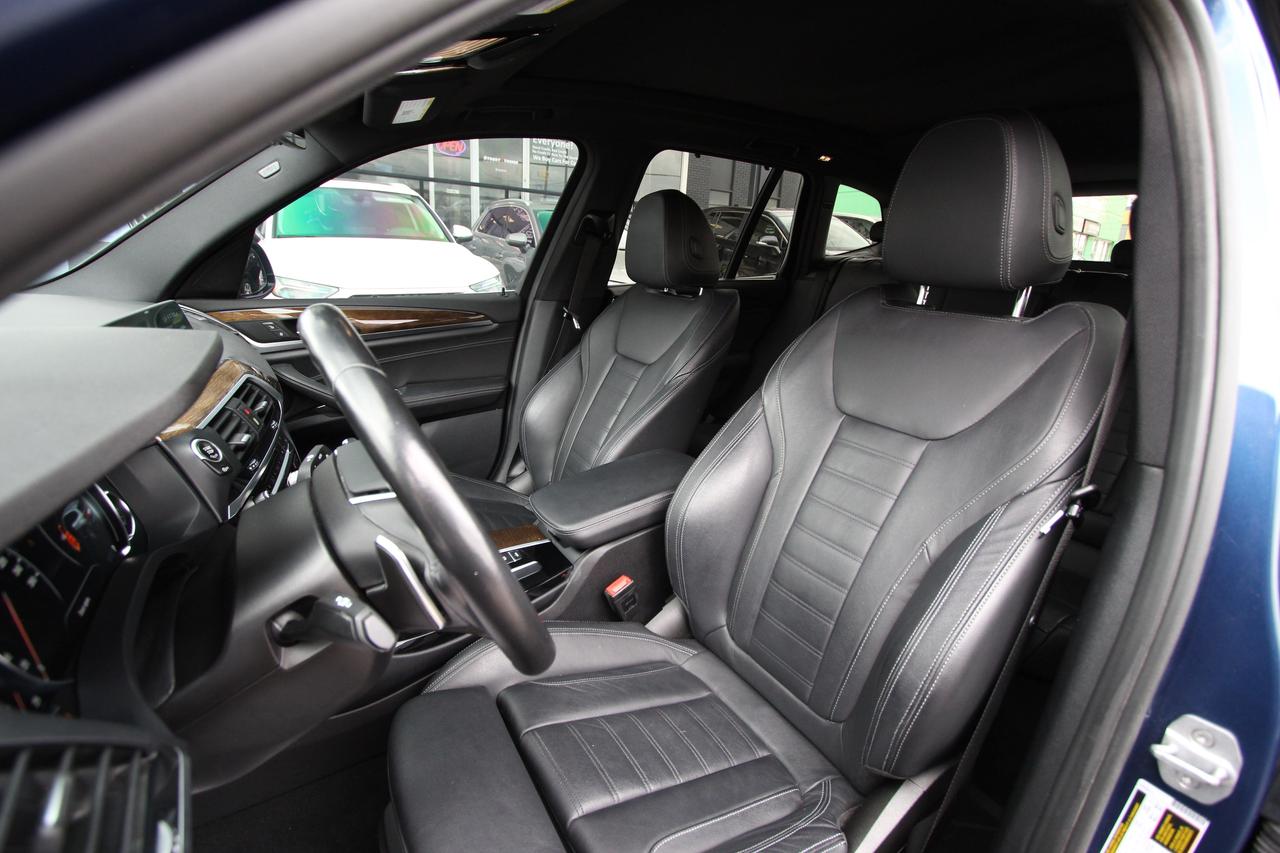 2018 BMW X3 xDrive30i Photo