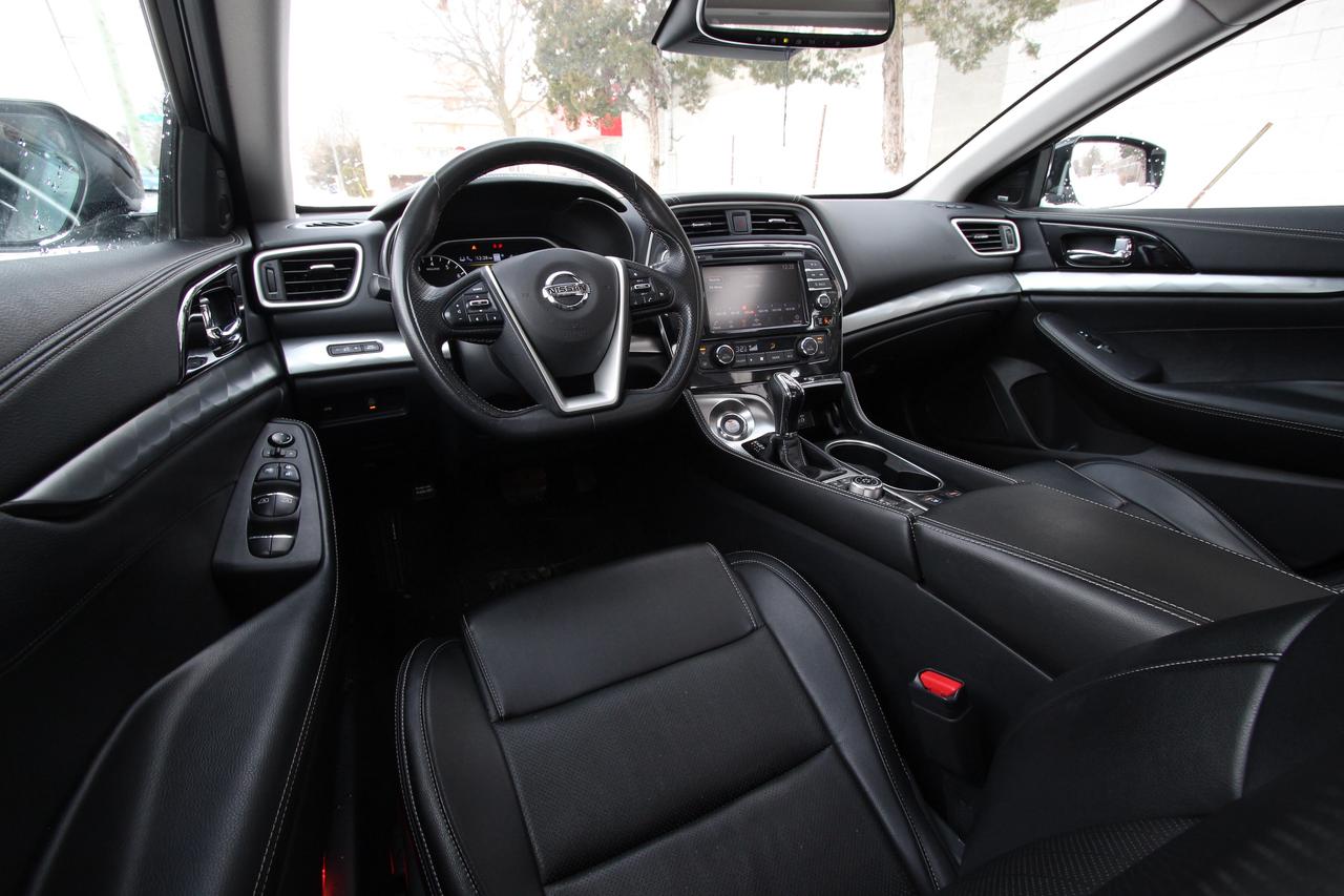 2022 Nissan Maxima SL Photo