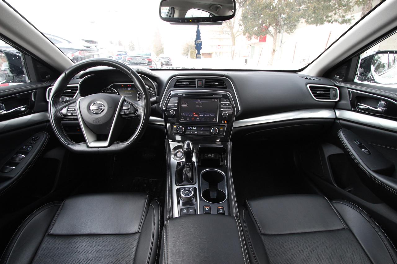 2022 Nissan Maxima SL Photo