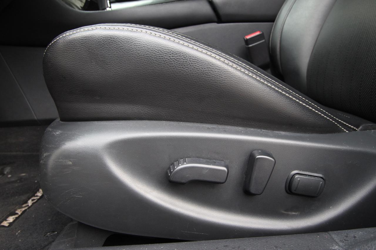 2022 Nissan Maxima SL Photo