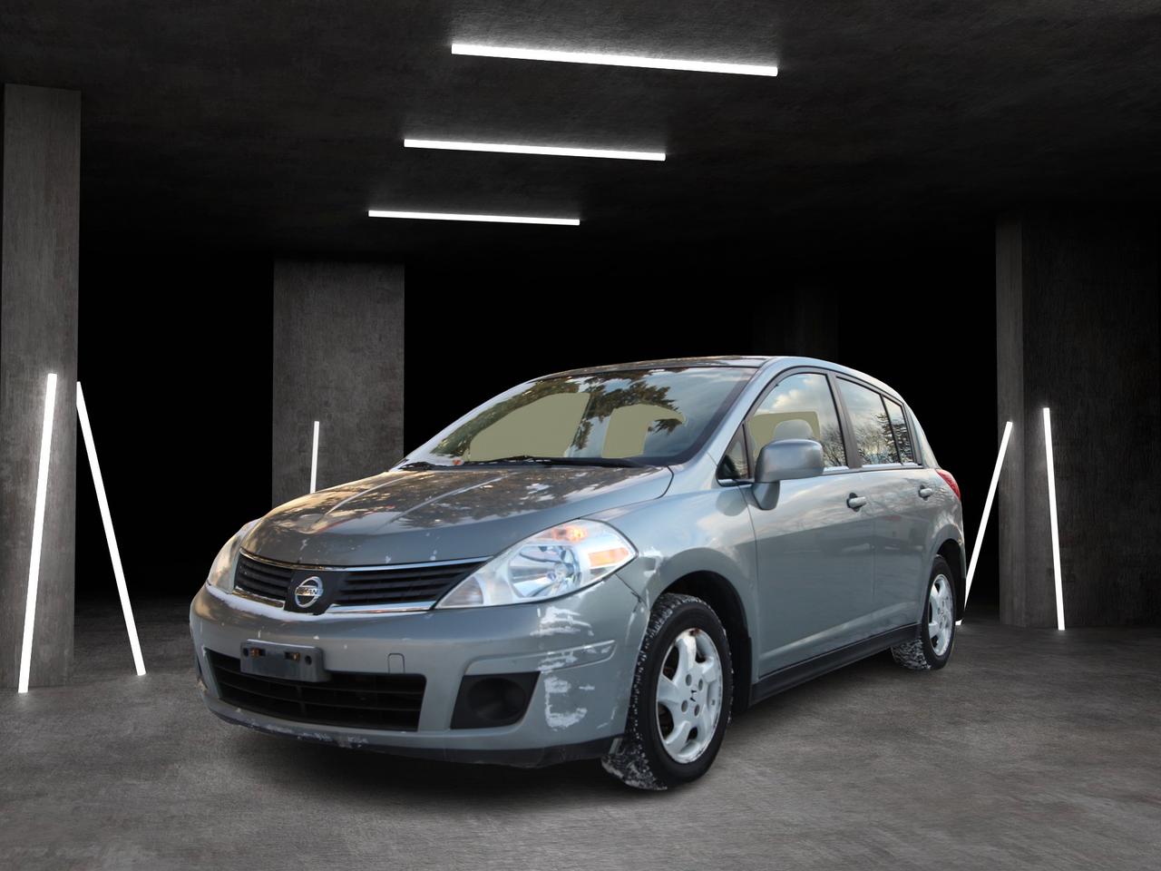 2007 Nissan Versa S Photo
