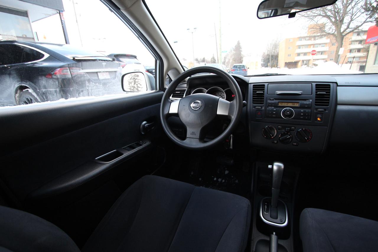 2007 Nissan Versa S Photo3