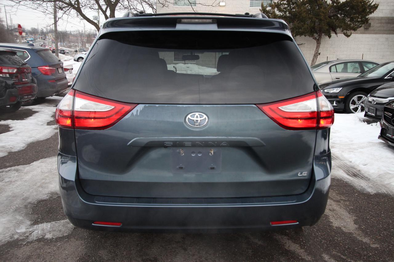 2016 Toyota Sienna LE - CARFAX VERIFIED CLEAN TITLE Photo