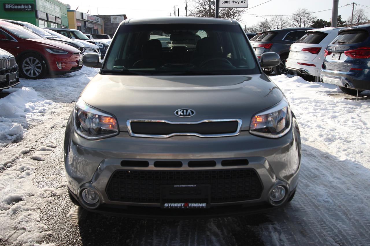 2016 Kia Soul Base- CARFAX VERIFIED CLEAN TITLE Photo