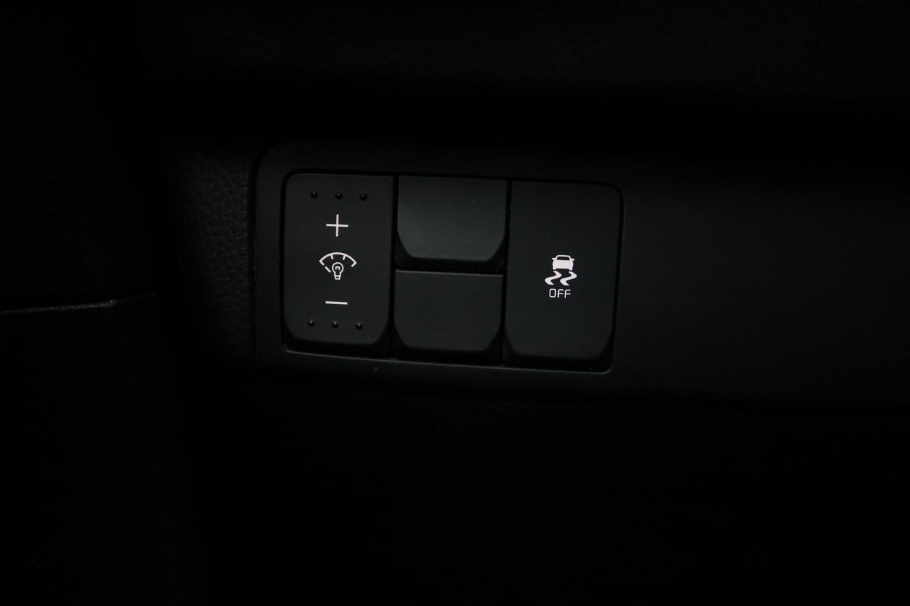 2016 Kia Soul Base- CARFAX VERIFIED CLEAN TITLE Photo