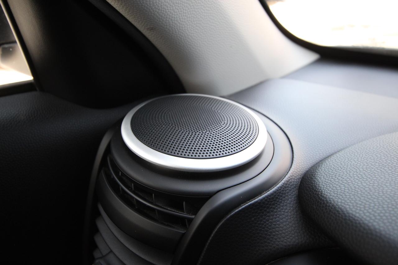 2016 Kia Soul Base- CARFAX VERIFIED CLEAN TITLE Photo