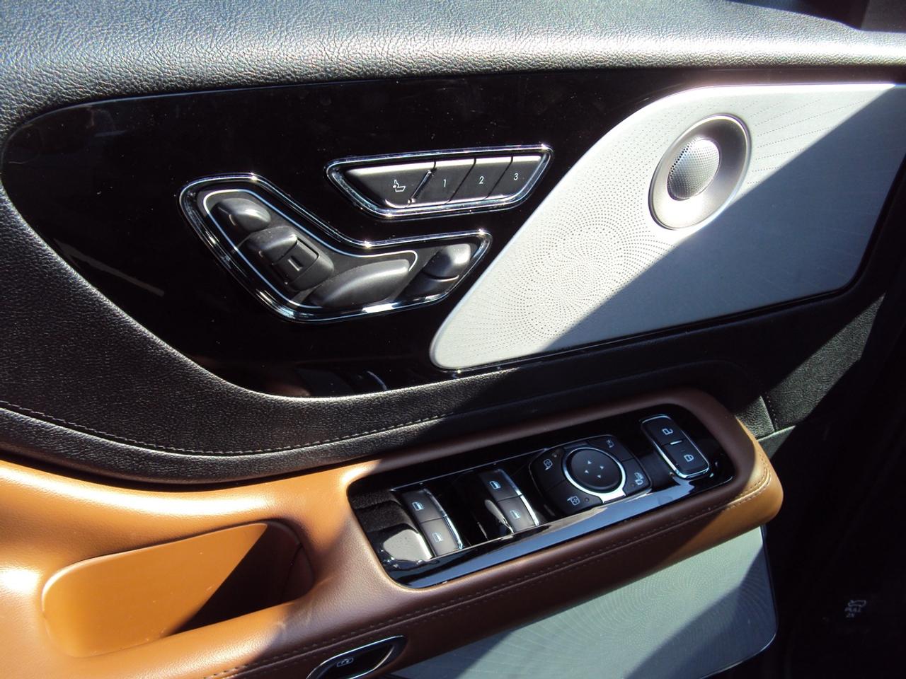 2020 Lincoln Aviator Reserve Photo