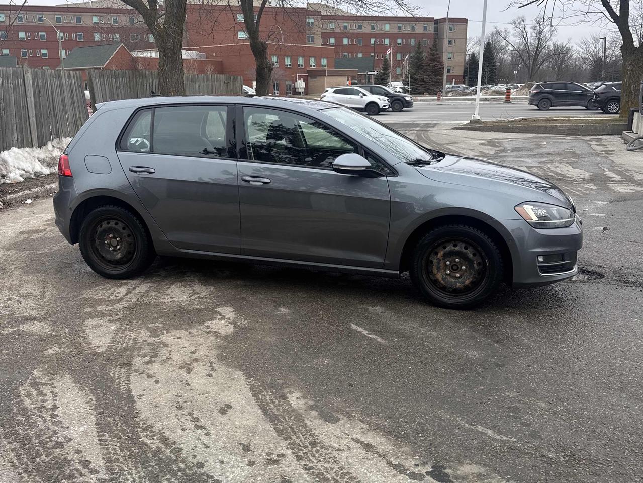 2017 Volkswagen Golf HIGHLINE - CLEAN CARFAX NO ACCIDENT , LEATHER Photo2