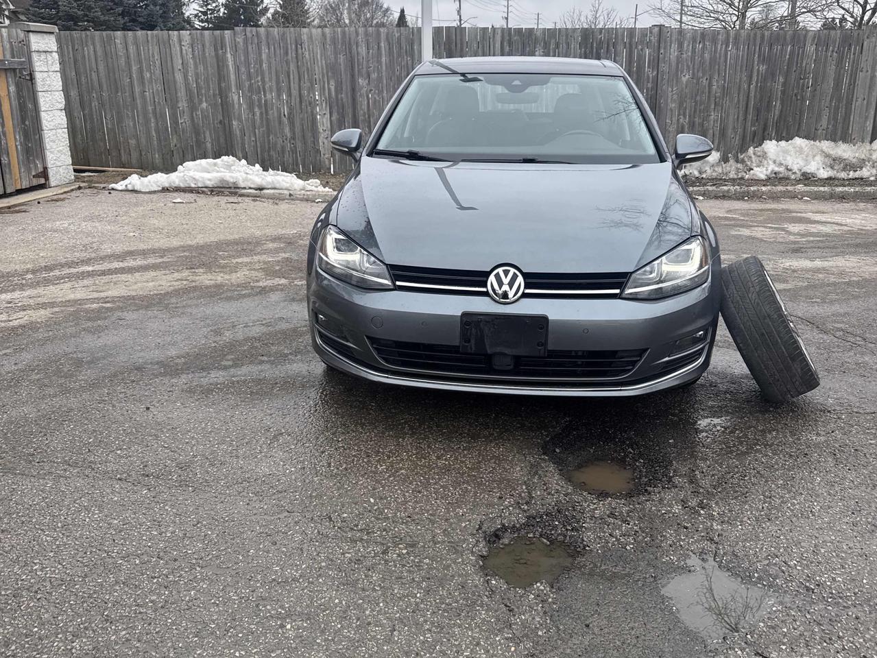 2017 Volkswagen Golf HIGHLINE - CLEAN CARFAX NO ACCIDENT , LEATHER Photo