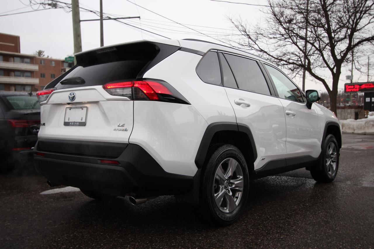 2023 Toyota RAV4 Hybrid LE - ONE OWNER CLEAN CARFAX Photo