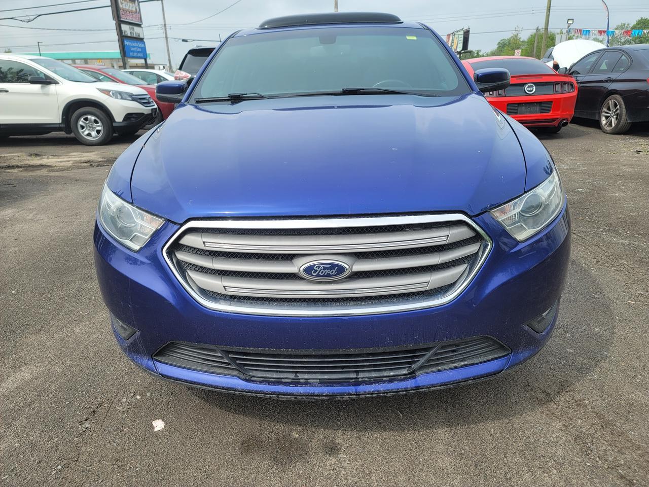2013 Ford Taurus SEL Photo