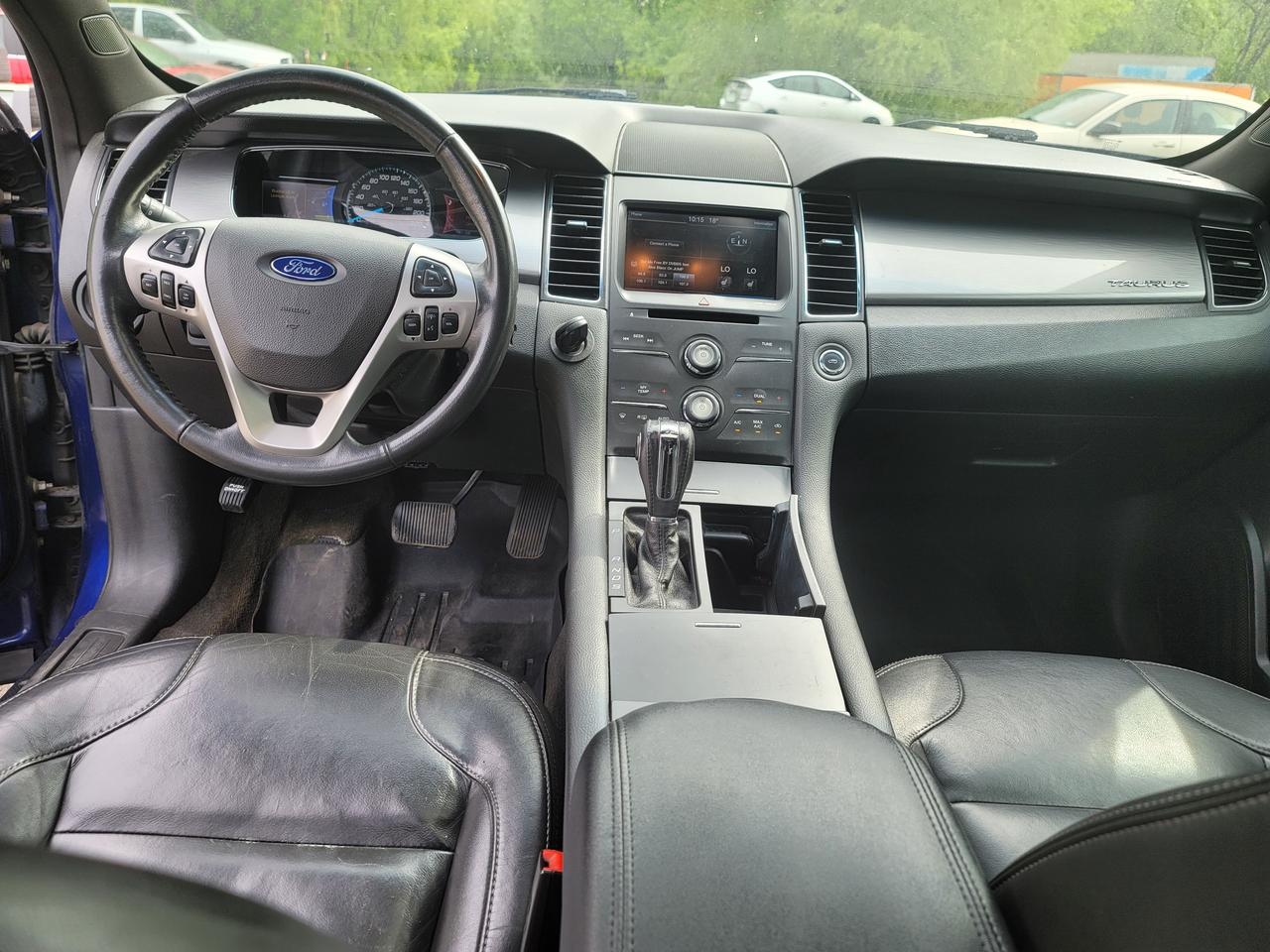 2013 Ford Taurus SEL Photo