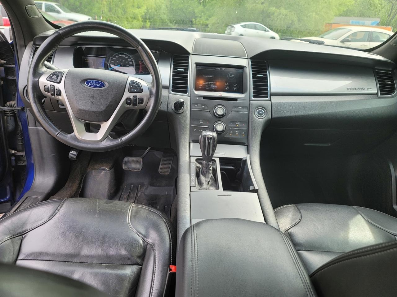 2013 Ford Taurus SEL Photo