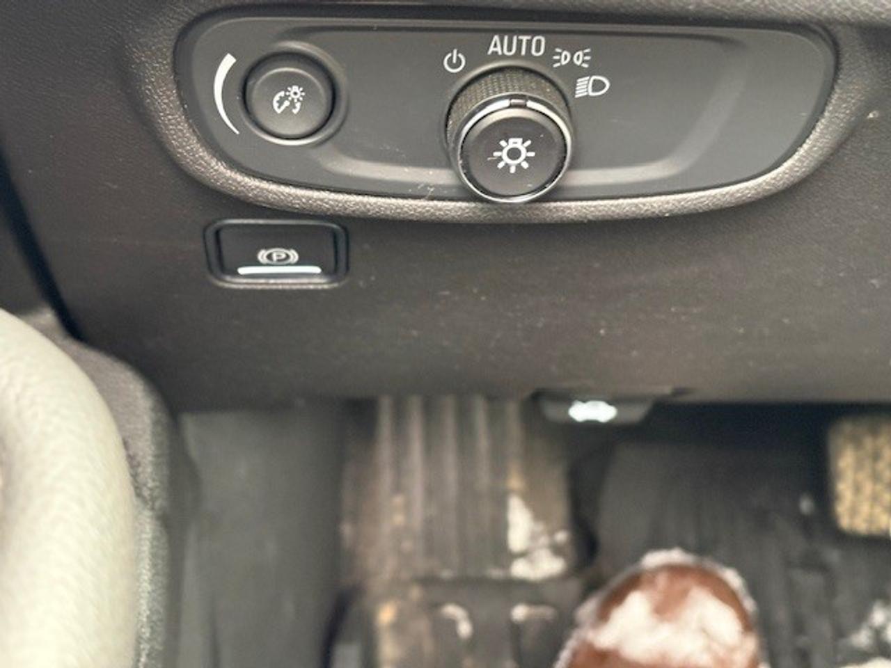 2020 GMC Terrain SLE Photo